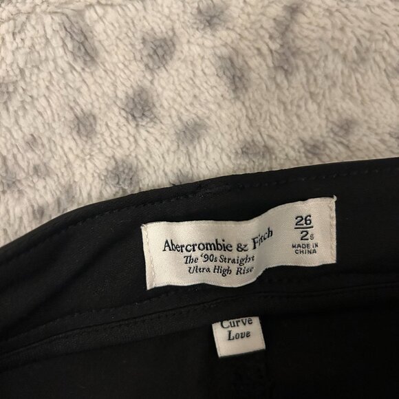 Abercrombie 90's Straight Ultra High Rise Leather Pants- Curve Love - Picture 2 of 3